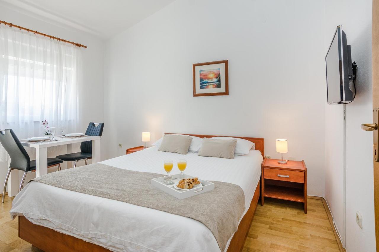 Apartments Marija 스타리그라드 파클레니차 외부 사진