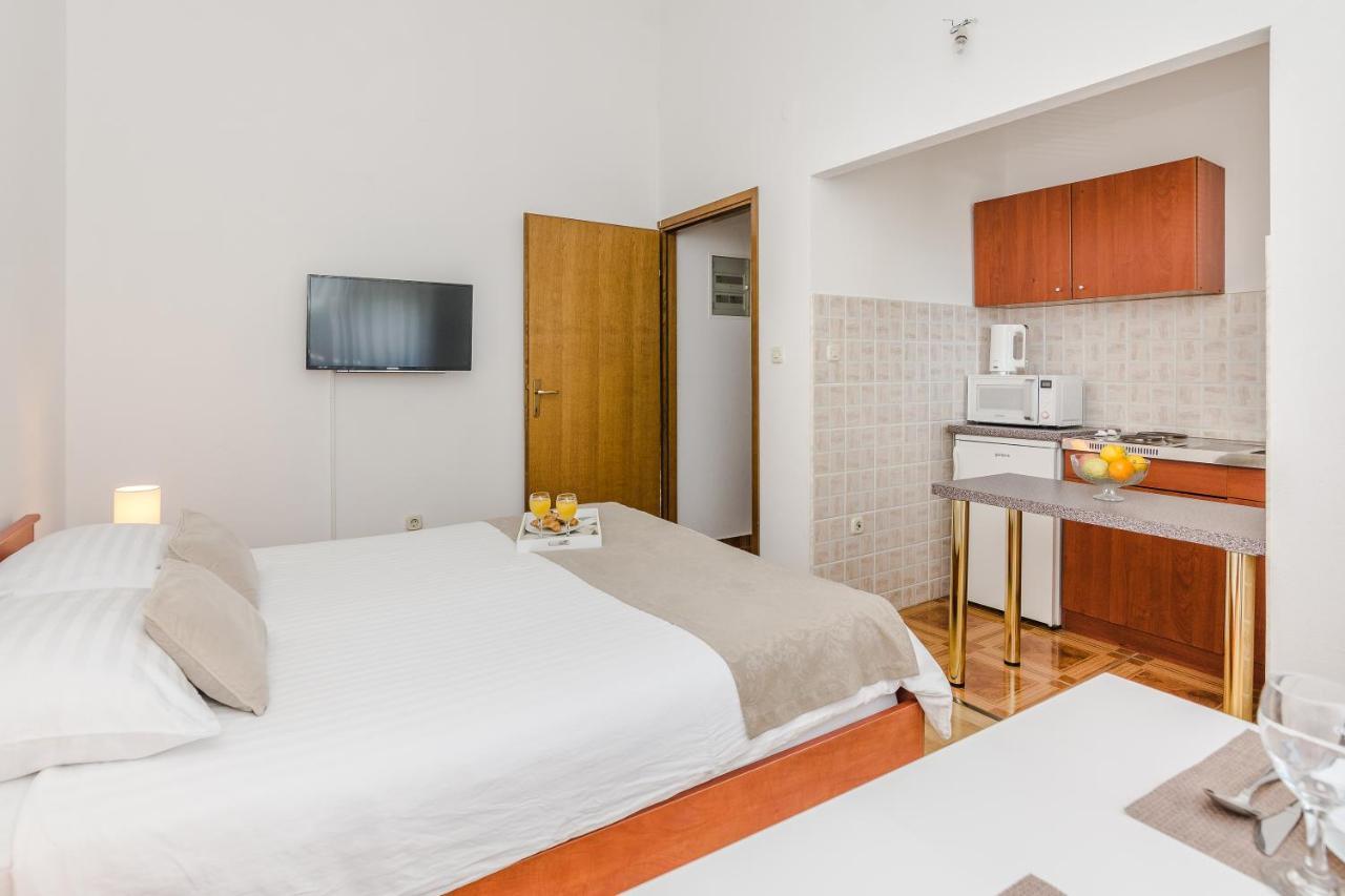 Apartments Marija 스타리그라드 파클레니차 외부 사진