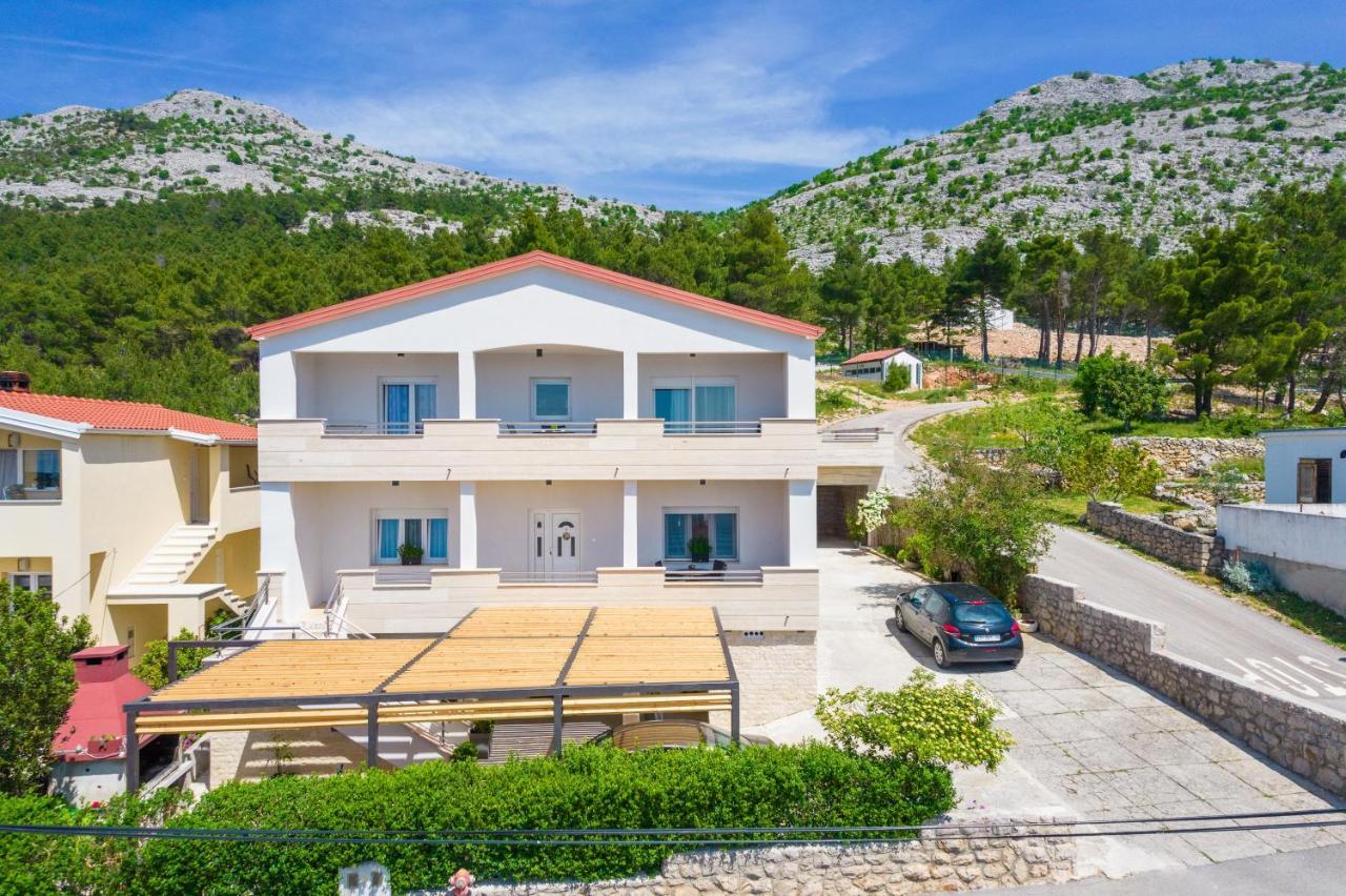 Apartments Marija 스타리그라드 파클레니차 외부 사진